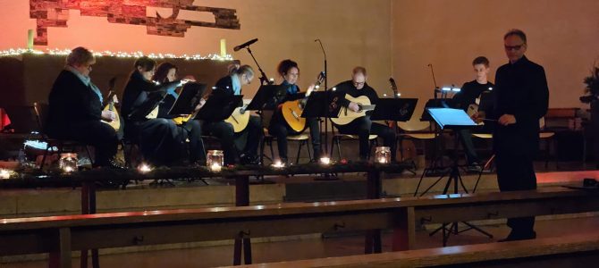 Weihnachtsgruß der Mandolinengruppe